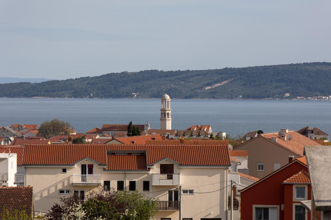 Rooftop New Castel 2023 Kaštela Exteriör bild